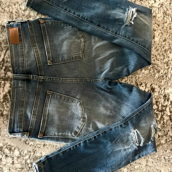 Judy Blue women’s jeans, 27, relaxed fit - Picture 3 of 5